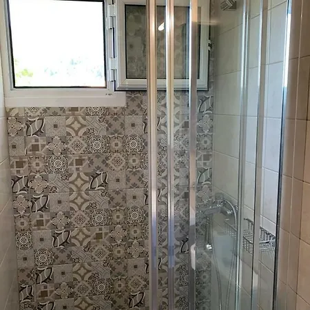 Katerina Apartman Nikiána